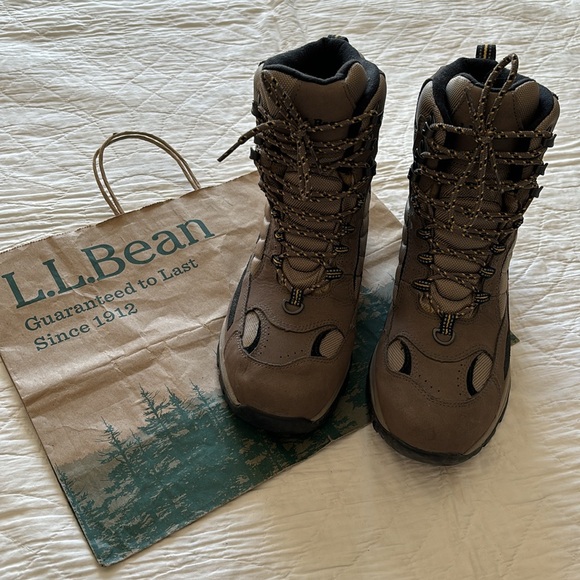 LL Bean Winter Boots - Picture 3 of 11